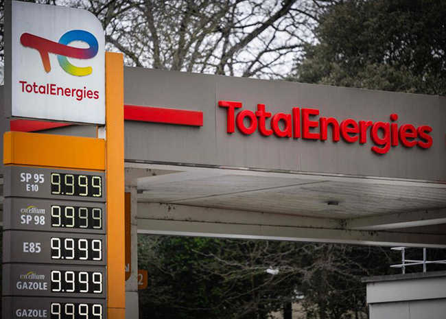 Carburants : le patron de TotalEnergies menace de mettre fin au plafonnement des