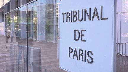 Cinq femmes demandent la condamnation de l’Etat pour inaction face à Christian Nègre, un ancien haut fonctionnaire qui les droguait pour les forcer à uriner devant lui