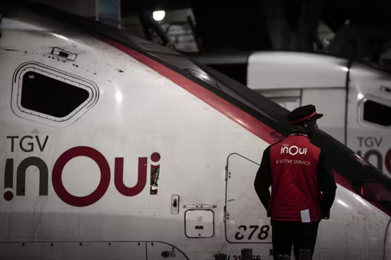 Canicule : la SNCF annule des trains, y compris quelques TGV, en raison des fortes chaleurs
